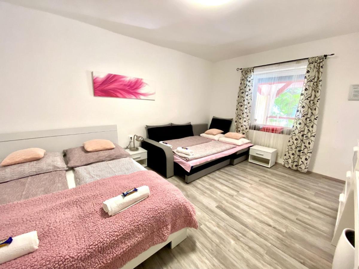 Do-Ti Apartmanhaz Балатонлеле Екстериор снимка