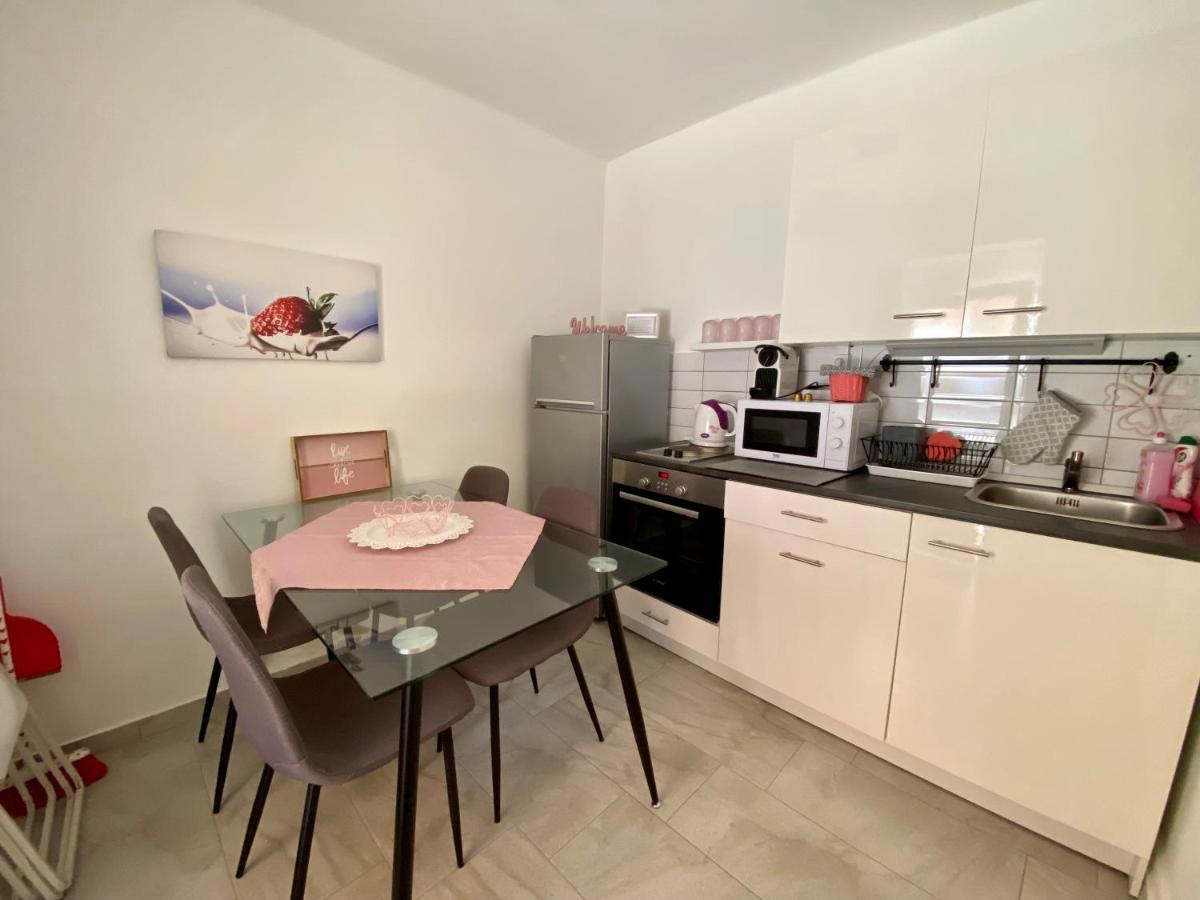 Do-Ti Apartmanhaz Балатонлеле Екстериор снимка