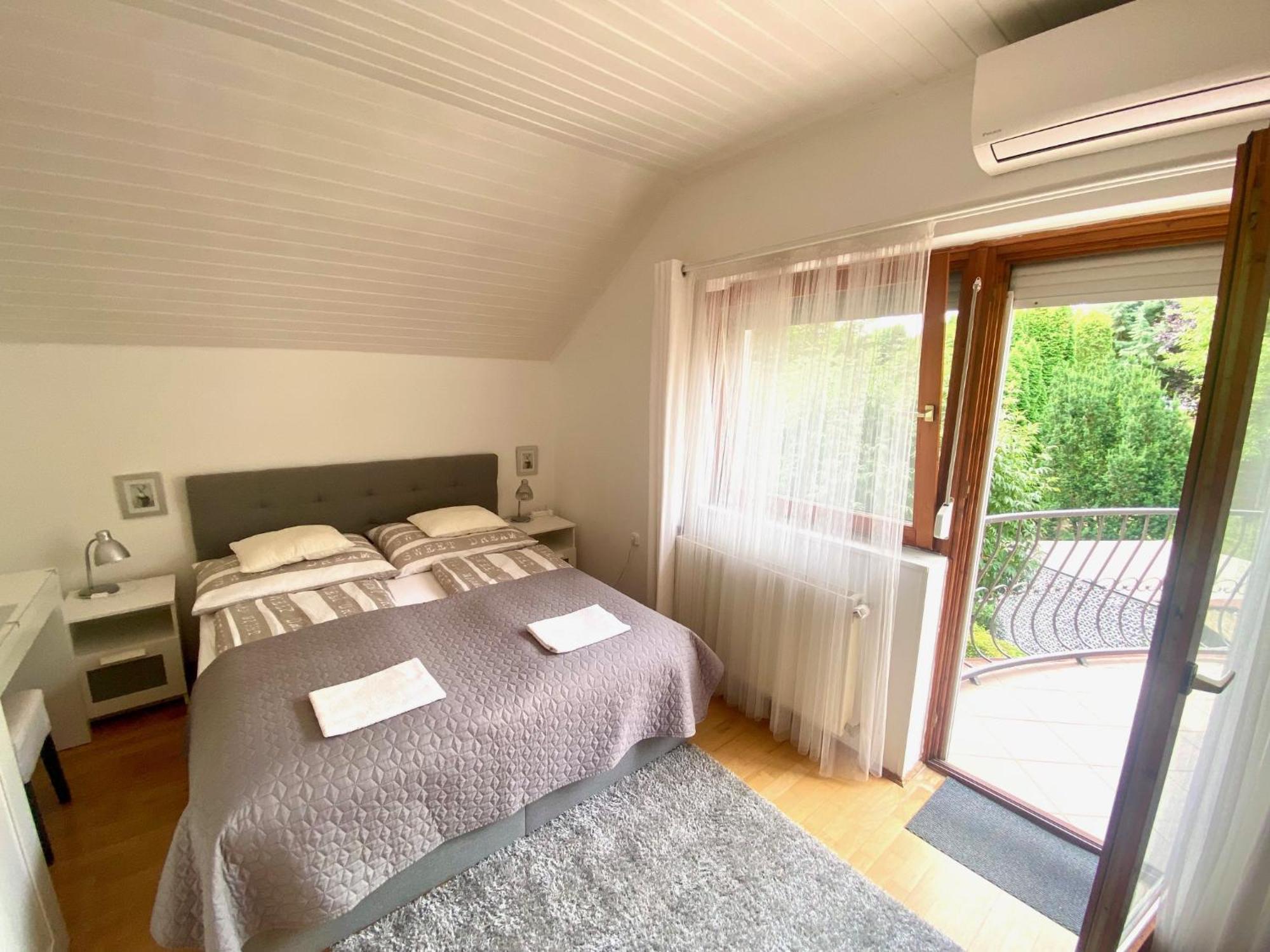Do-Ti Apartmanhaz Балатонлеле Екстериор снимка
