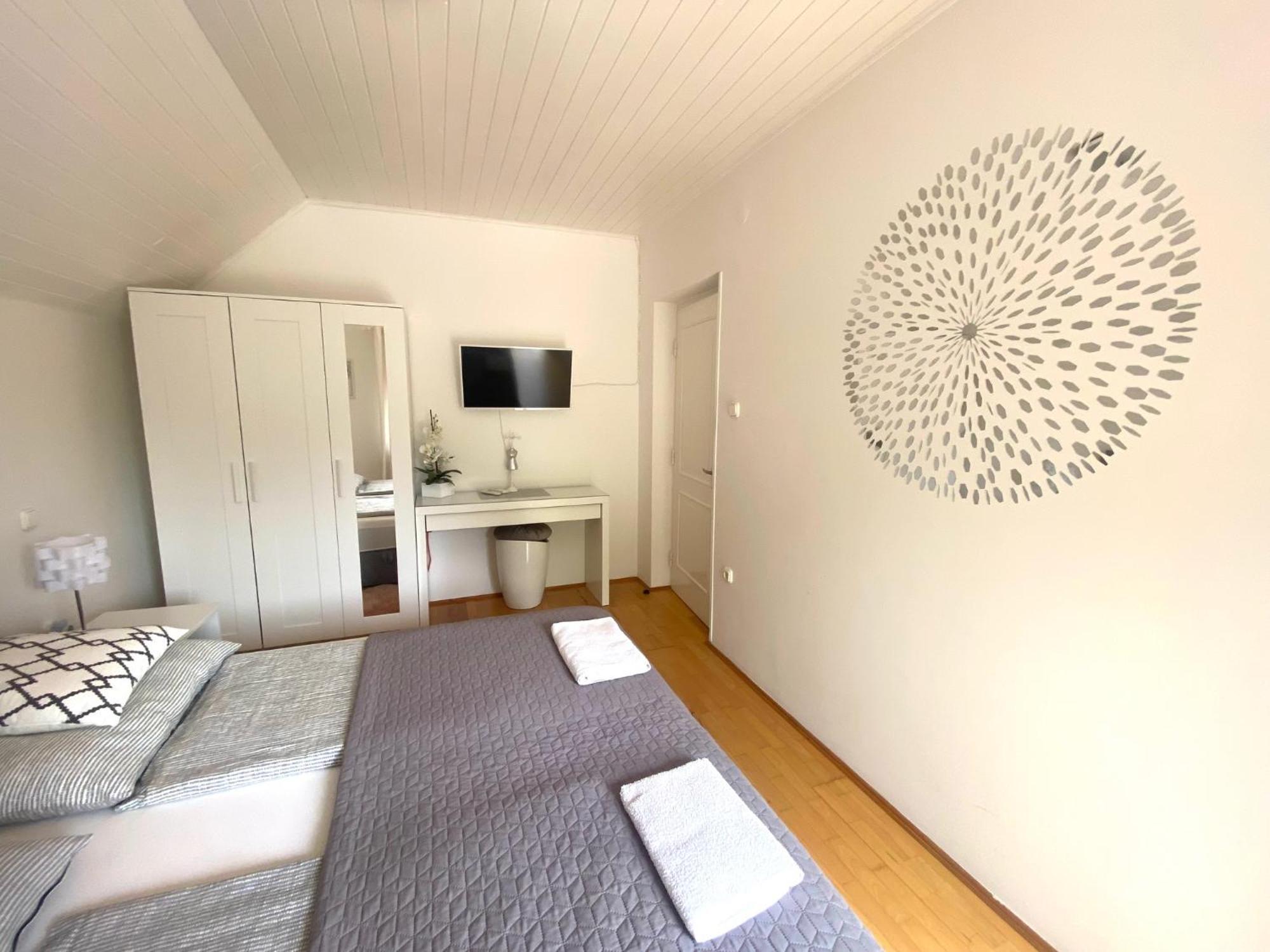 Do-Ti Apartmanhaz Балатонлеле Екстериор снимка